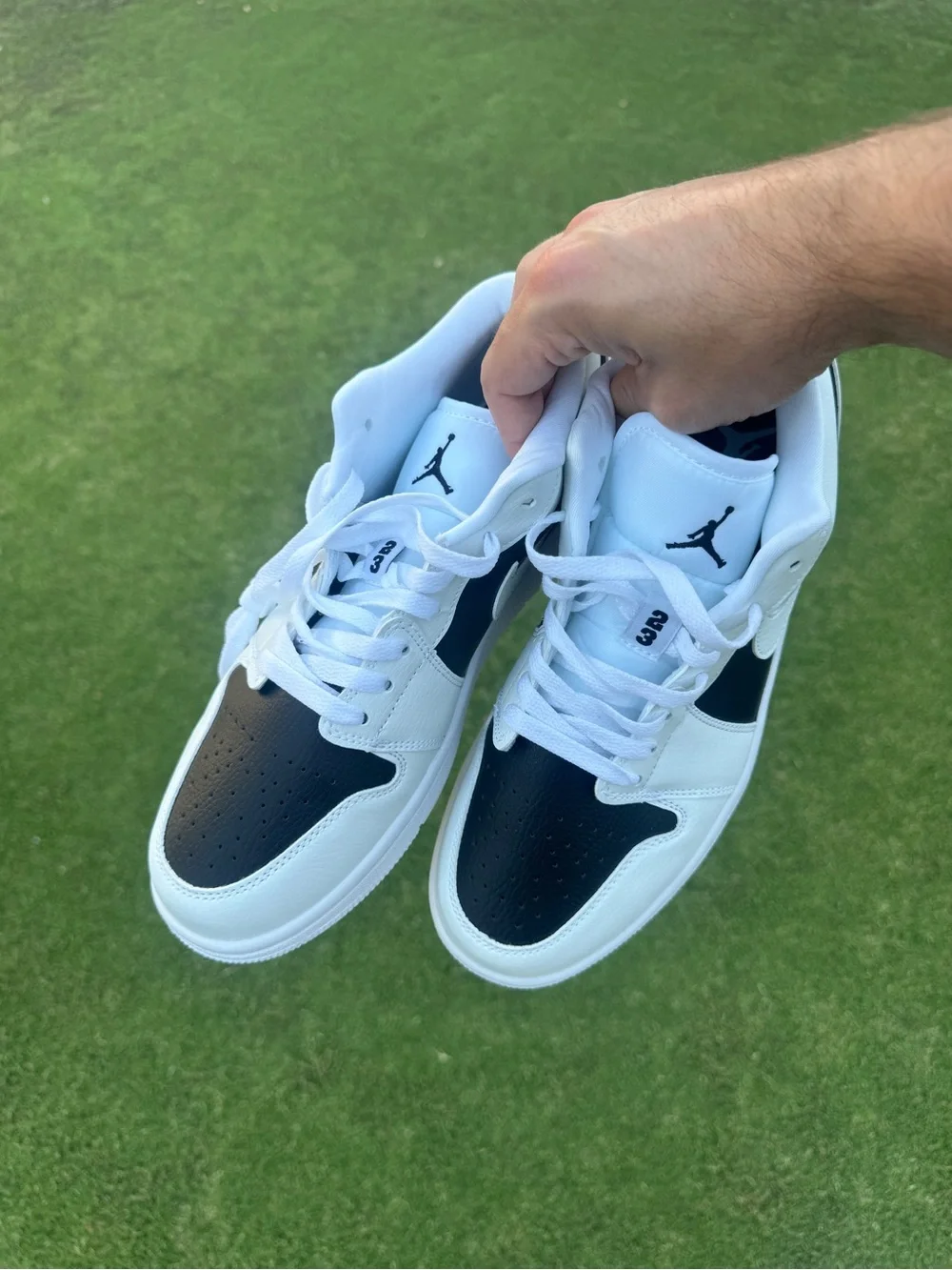 Unisex Air Jordan 1 Low Nike “Panda” Sneakers men’s 9.5/wmns 11
